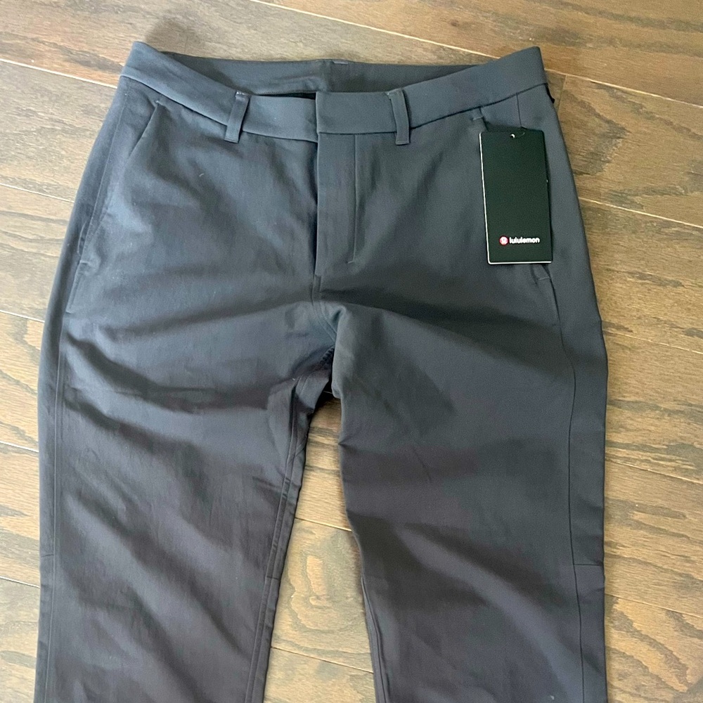 Lululemon Venture Pant Slim never worn